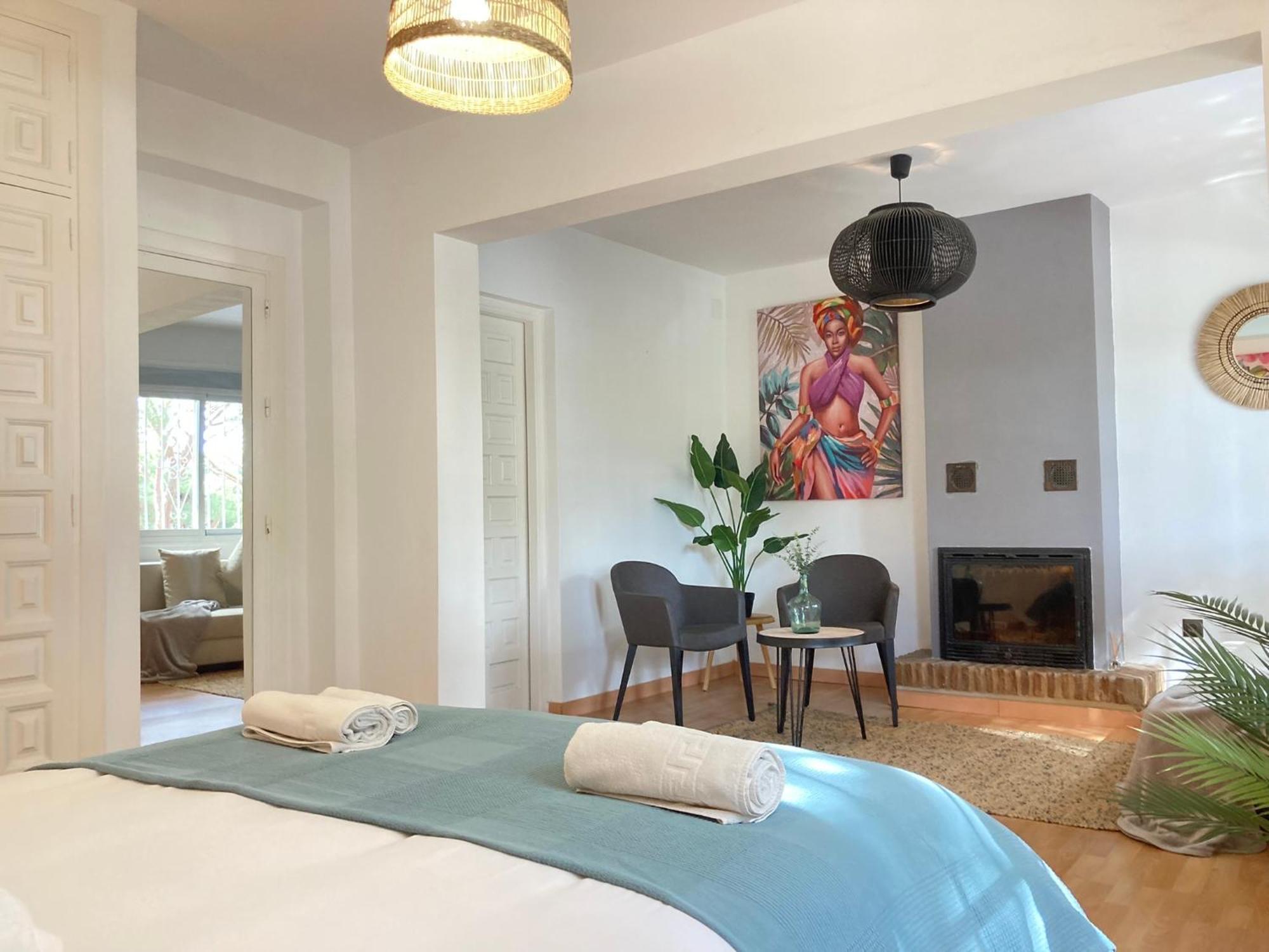 Marbella White Home, Calahonda, By Sol Maestranza Ситио-де-Калаонда Экстерьер фото