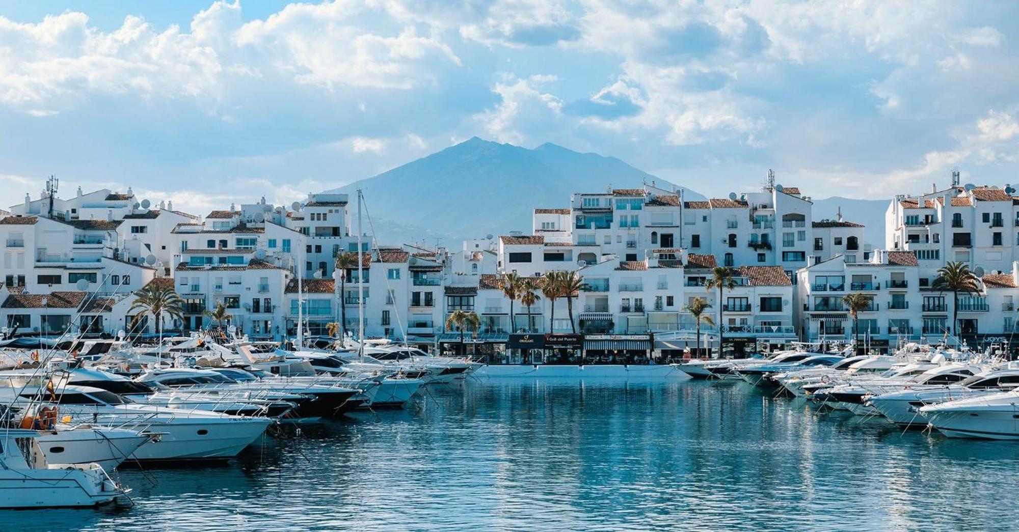 Marbella White Home, Calahonda, By Sol Maestranza Ситио-де-Калаонда Экстерьер фото