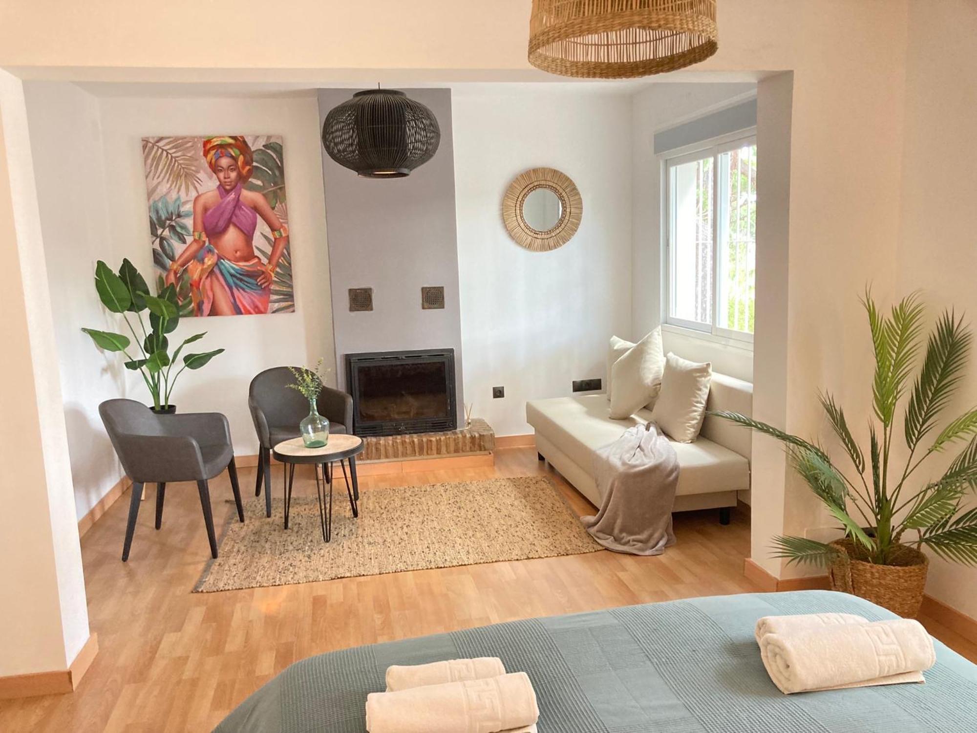 Marbella White Home, Calahonda, By Sol Maestranza Ситио-де-Калаонда Экстерьер фото